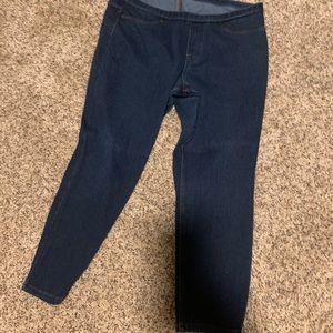 Hue cropped Jean legging stretch material